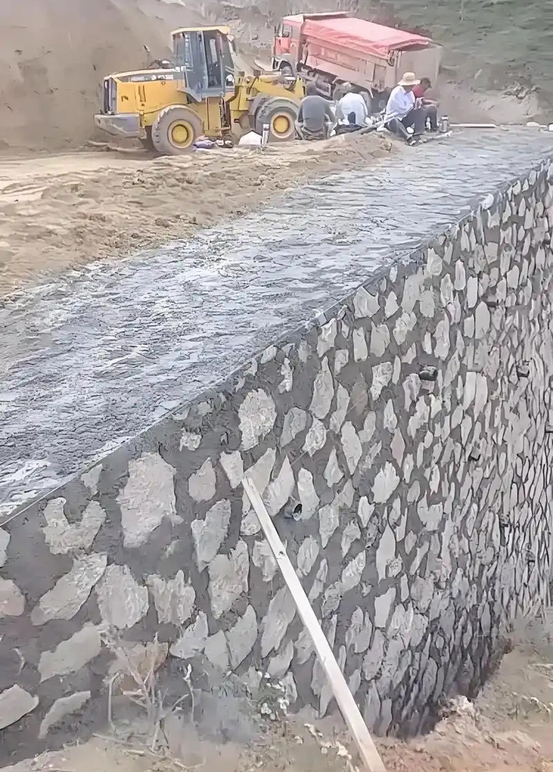 新乡获嘉县边坡加固